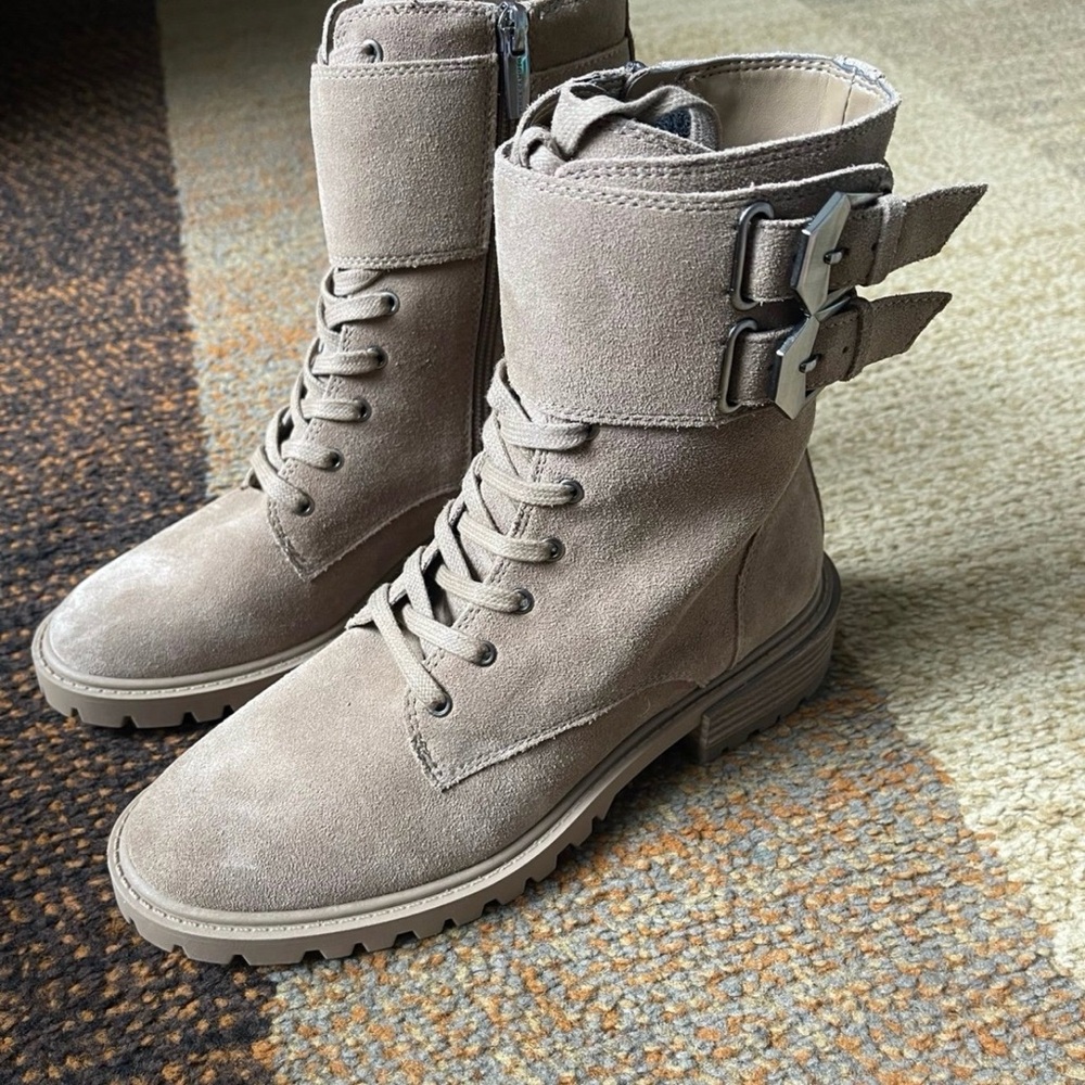 Vince Camuto NUDE Women' s Fawdry Suede Buckle Combat & Lace-up Boots 6M